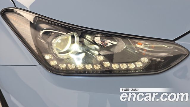 Hyundai Veloster 2019 — photo 8