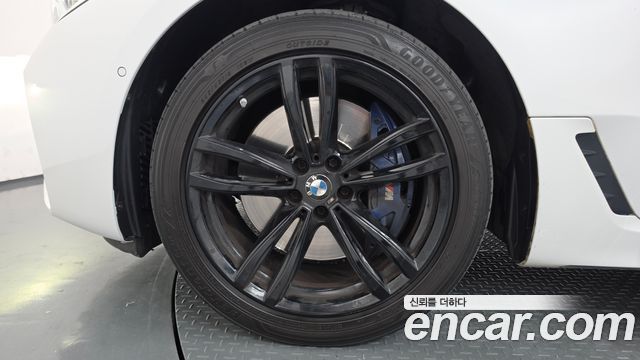 BMW Gran Turismo 2018 — photo 5