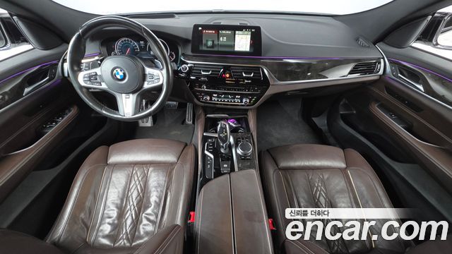BMW Gran Turismo 2018 — photo 7
