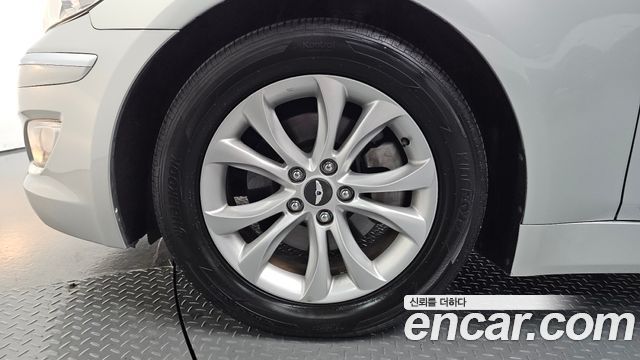 Hyundai Genesis 2012 — photo 5