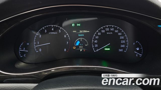 Hyundai Genesis 2012 — photo 8