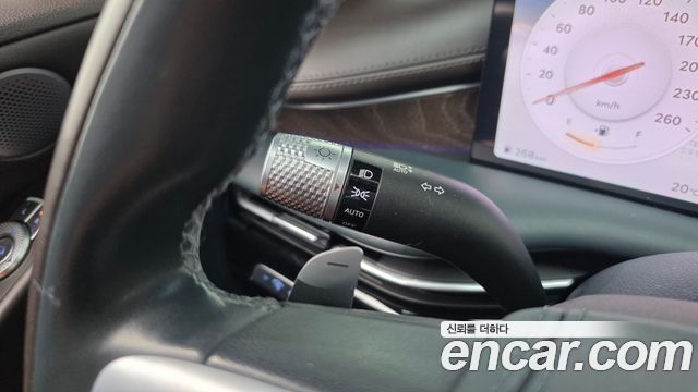 Genesis G80 2025 — photo 32