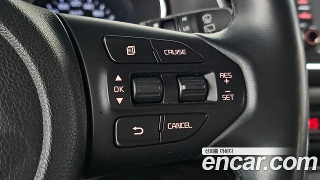 Kia Canival 2019 — photo 17