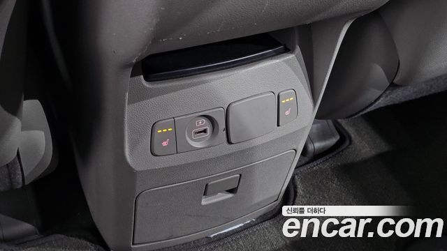 Kia Canival 2019 — photo 18