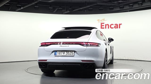 Porsche Panamera 2021 — photo 4