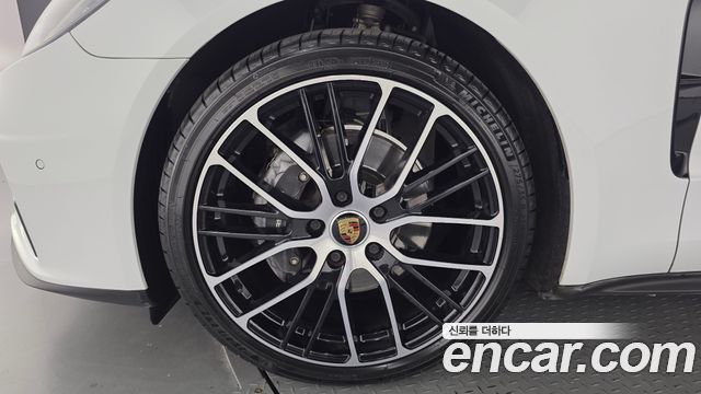 Porsche Panamera 2021 — photo 5
