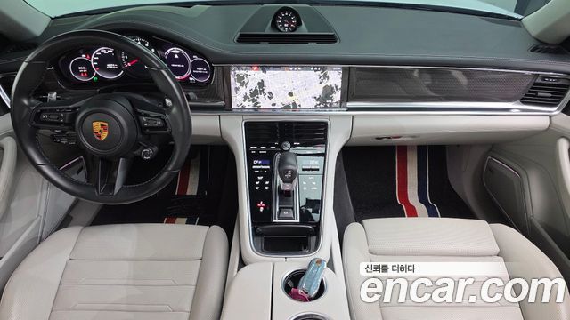 Porsche Panamera 2021 — photo 7