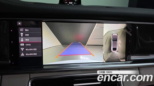 Porsche Panamera 2021 — photo 15