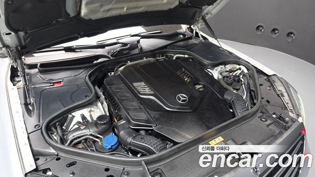 Mercedes-Benz S-Class 2019 — photo 6