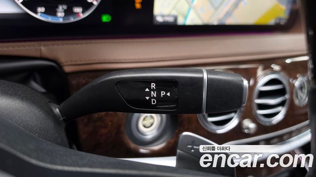 Mercedes-Benz S-Class 2019 — photo 12