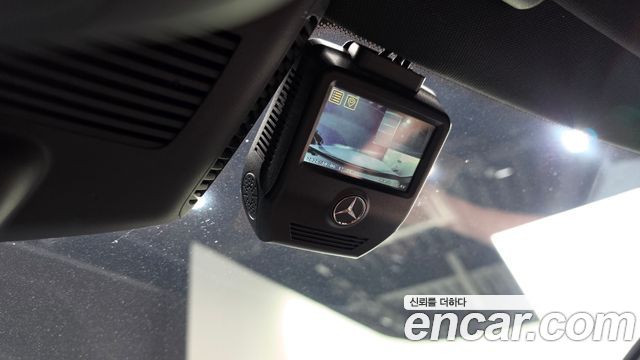 Mercedes-Benz S-Class 2019 — photo 33