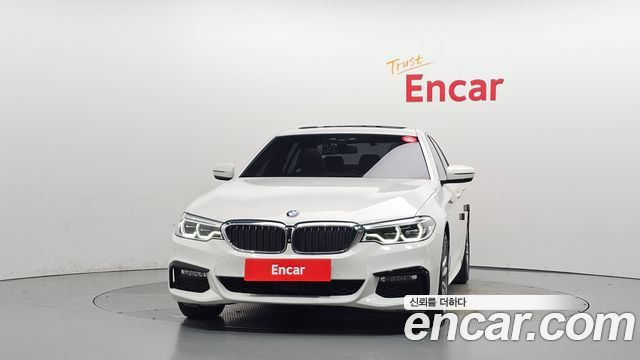 BMW 5-Series 2017 — photo 3