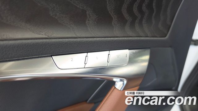 Audi A6 2023 — photo 30