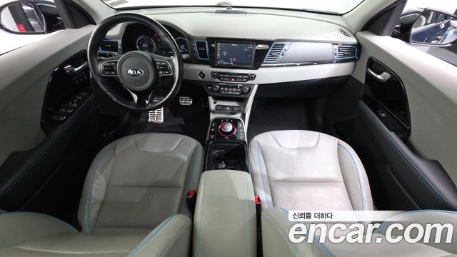 Kia Niro 2019 — photo 10