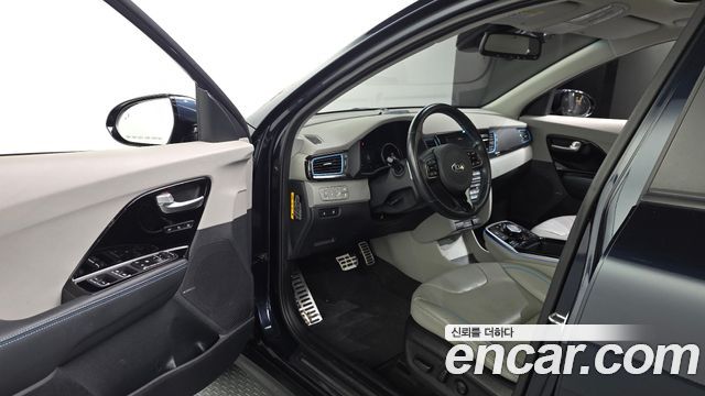 Kia Niro 2019 — photo 13