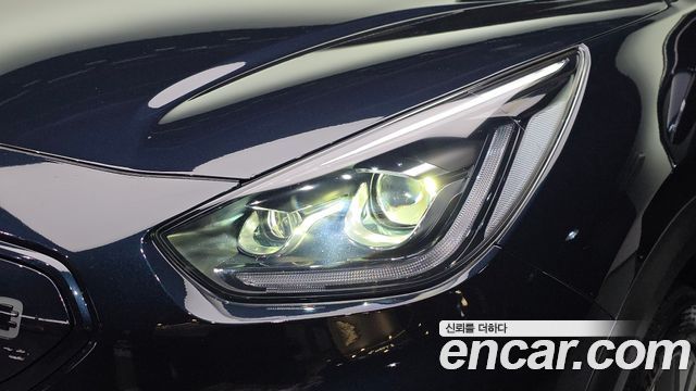 Kia Niro 2019 — photo 8