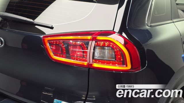 Kia Niro 2019 — photo 9