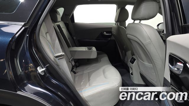 Kia Niro 2019 — photo 16