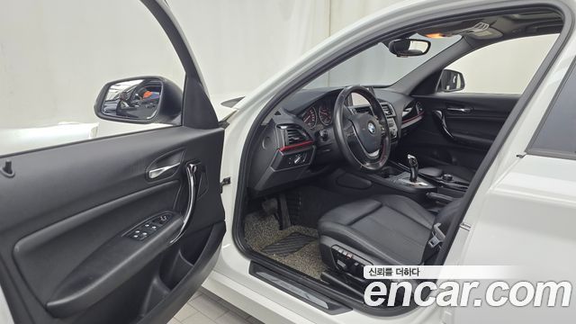 BMW 1-Series 2016 — photo 10