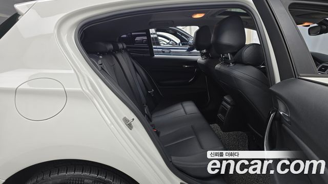 BMW 1-Series 2016 — photo 12