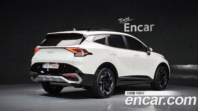 Kia Sportage 2022 — photo 2