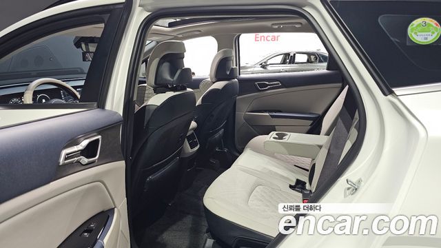 Kia Sportage 2022 — photo 11