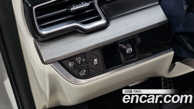 Kia Sportage 2022 — photo 18