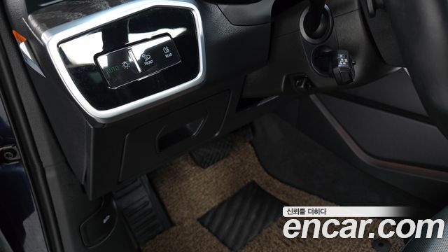 Audi A6 2021 — photo 17