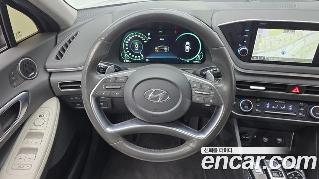 Hyundai Sonata 2021 — photo 13