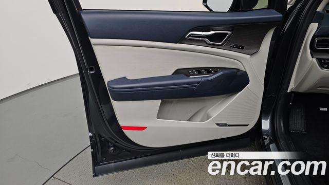 Kia Sportage 2023 — photo 14