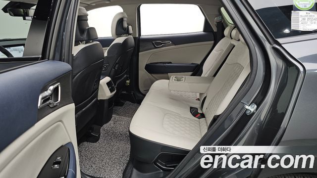 Kia Sportage 2023 — photo 16