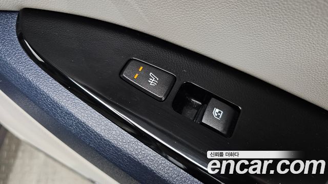 Kia Sportage 2023 — photo 31