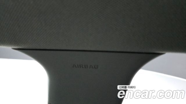 Hyundai AVANTE 2017 — photo 26