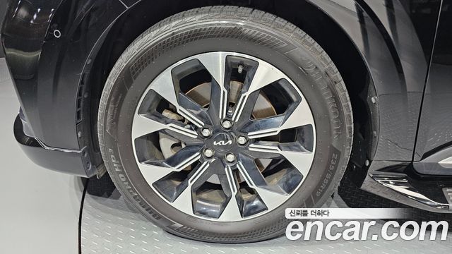 Kia Canival 2022 — photo 5