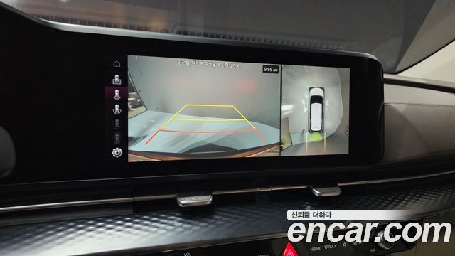 Kia Canival 2022 — photo 23