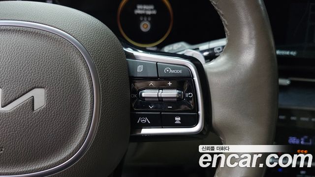 Kia Canival 2022 — photo 25