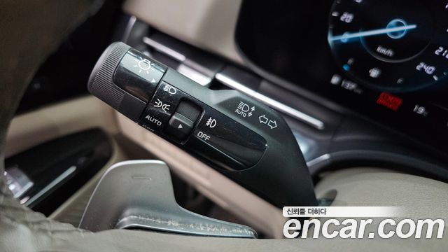 Kia Canival 2022 — photo 26