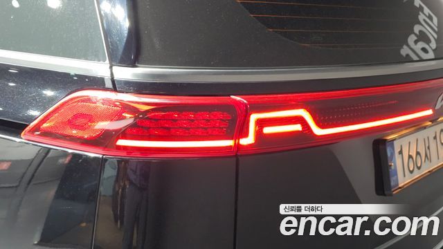 Kia Canival 2022 — photo 9