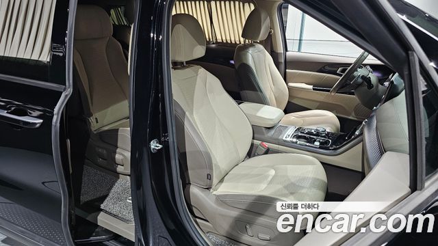 Kia Canival 2022 — photo 16