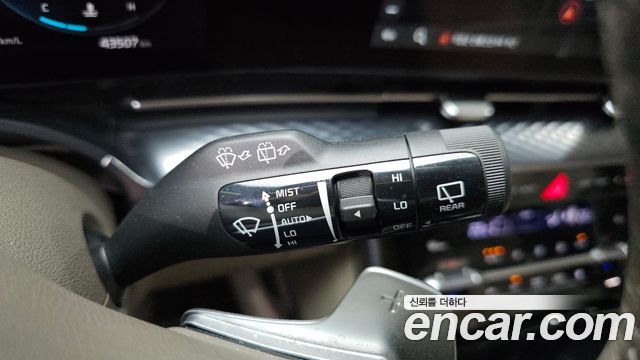 Kia Canival 2022 — photo 27