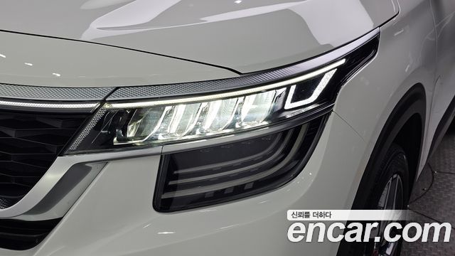 Kia Seltos 2020 — photo 8