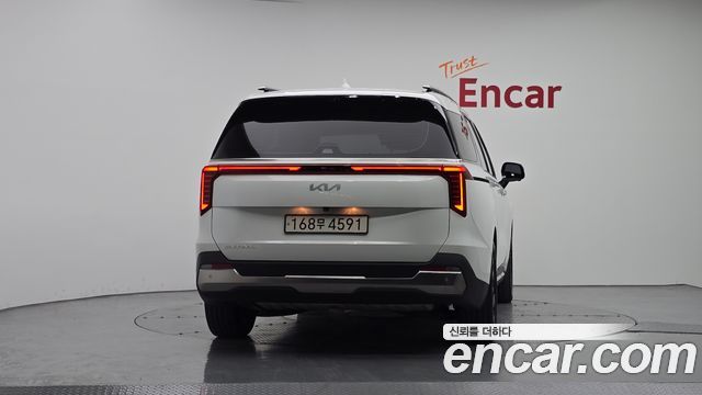 Kia Canival 2024 — photo 4