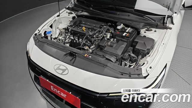 Hyundai AVANTE 2025 — photo 6