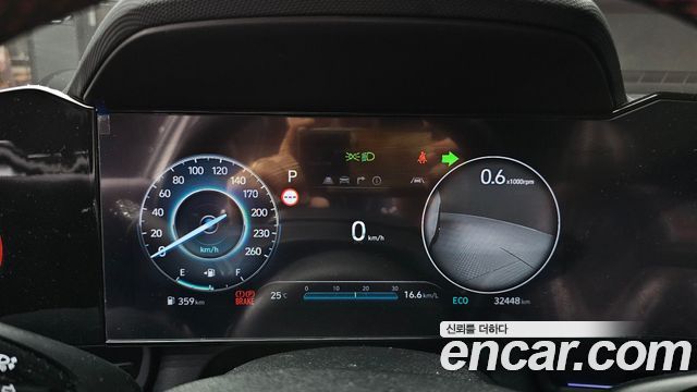 Hyundai AVANTE 2025 — photo 11