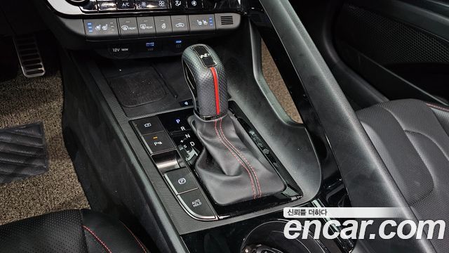 Hyundai AVANTE 2025 — photo 12
