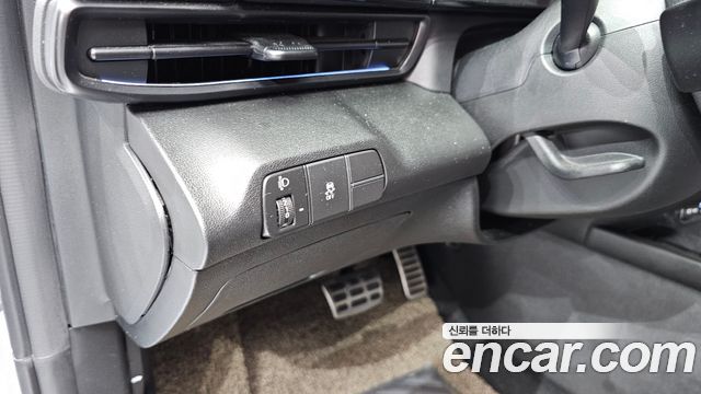 Hyundai AVANTE 2025 — photo 20