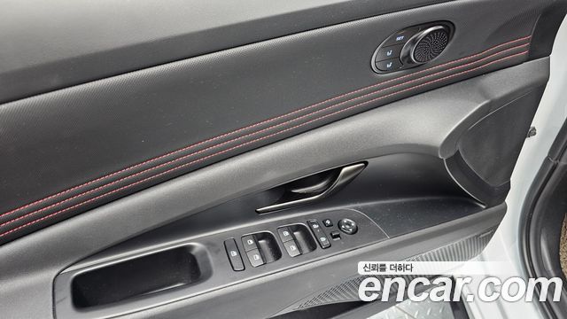 Hyundai AVANTE 2025 — photo 22