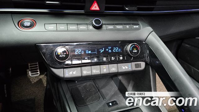 Hyundai AVANTE 2025 — photo 25