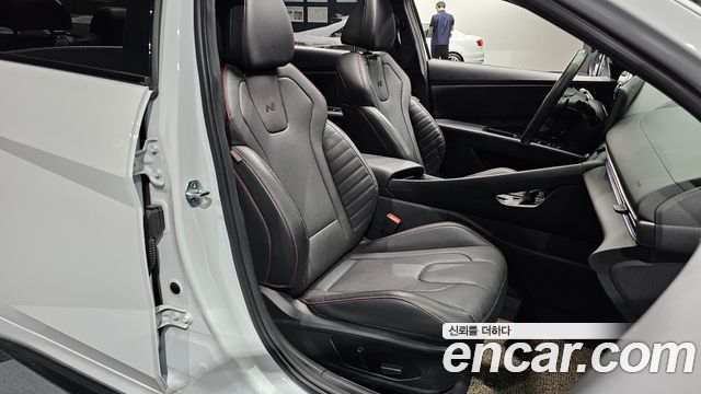 Hyundai AVANTE 2025 — photo 16