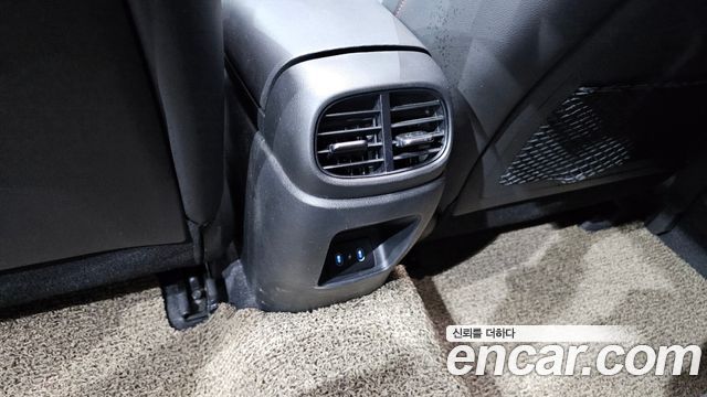 Hyundai AVANTE 2025 — photo 28
